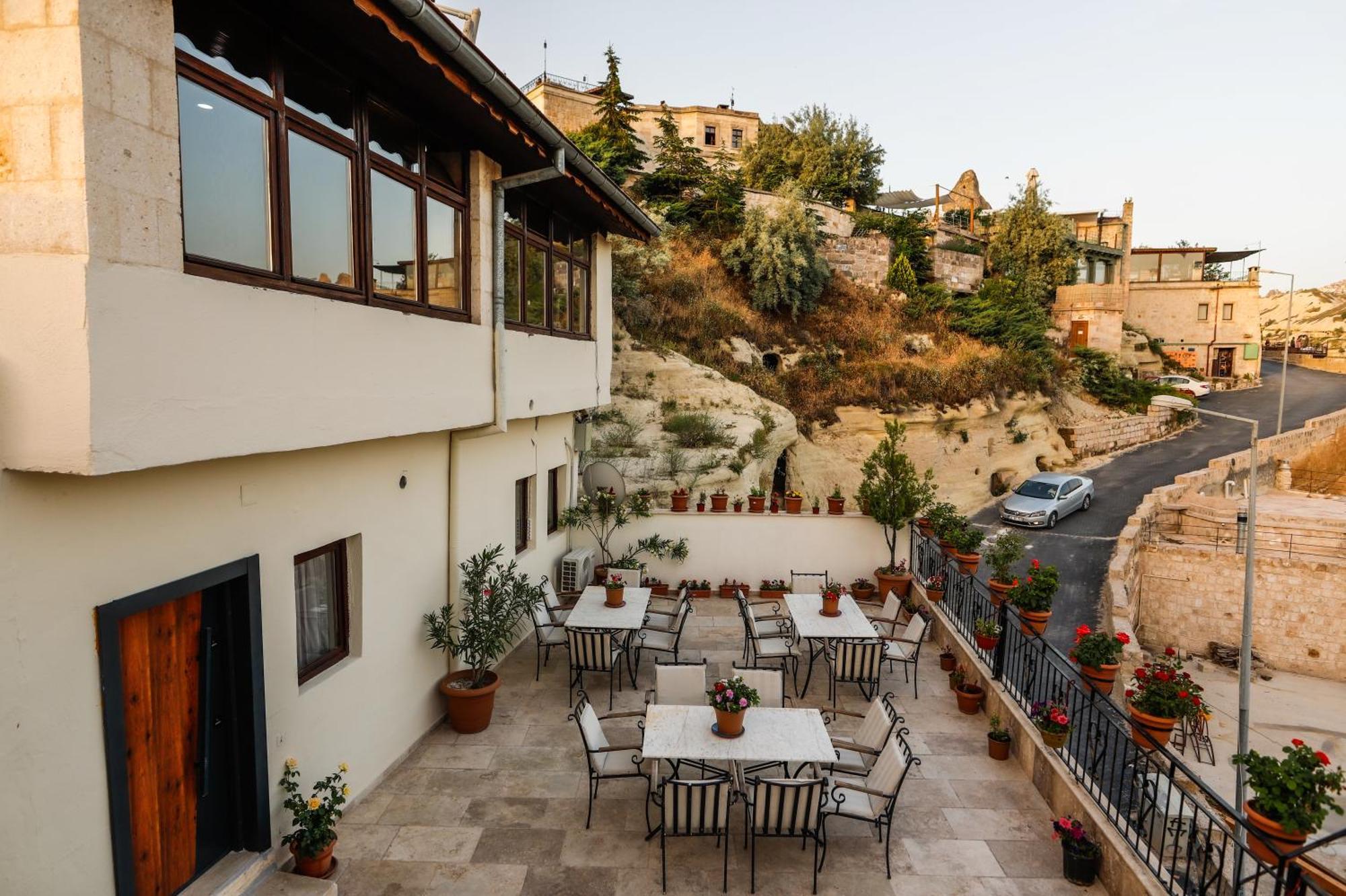 Gueven Cave Hotel Göreme Ngoại thất bức ảnh